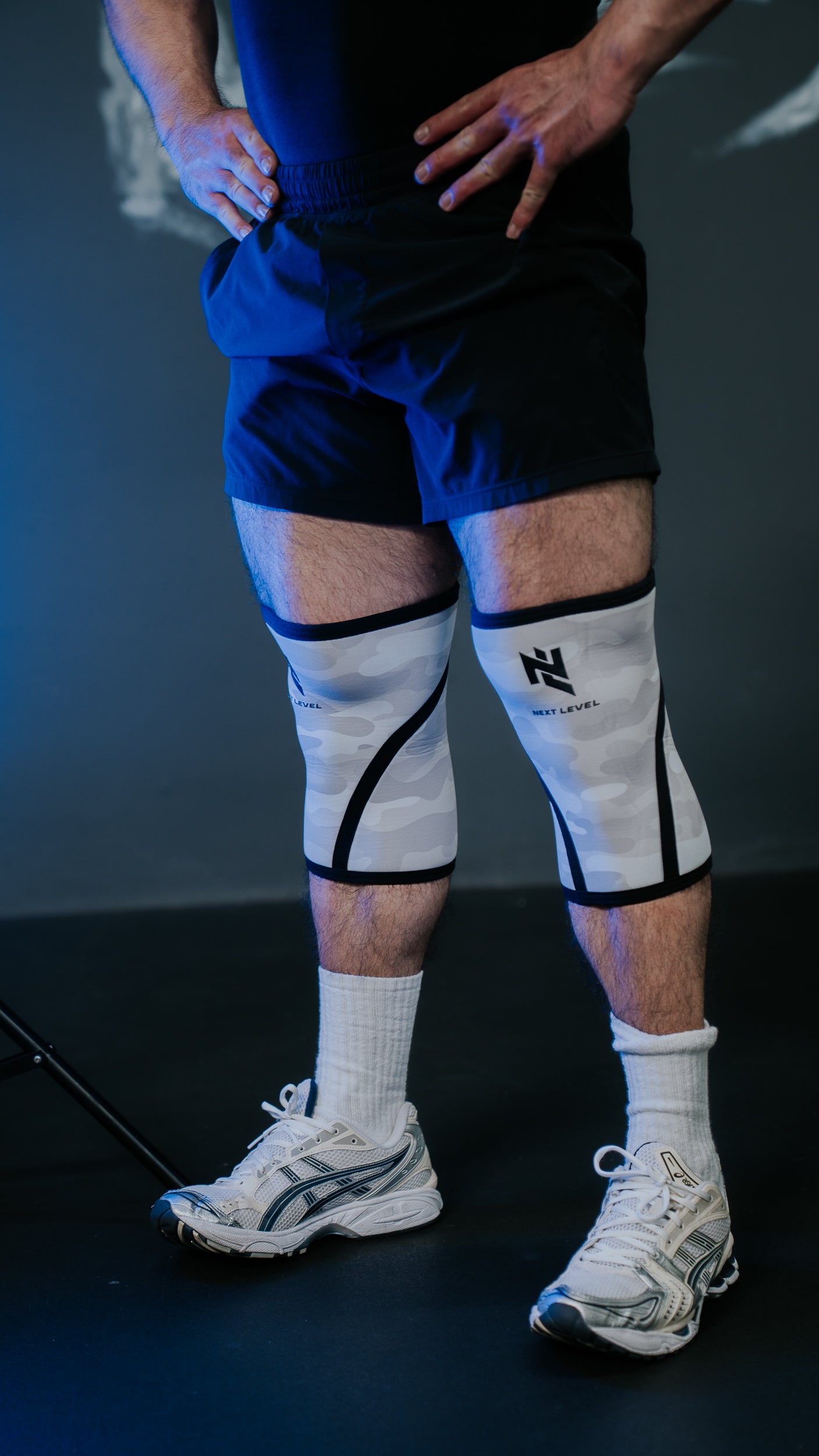 THE STANDARD KNEE SLEEVES