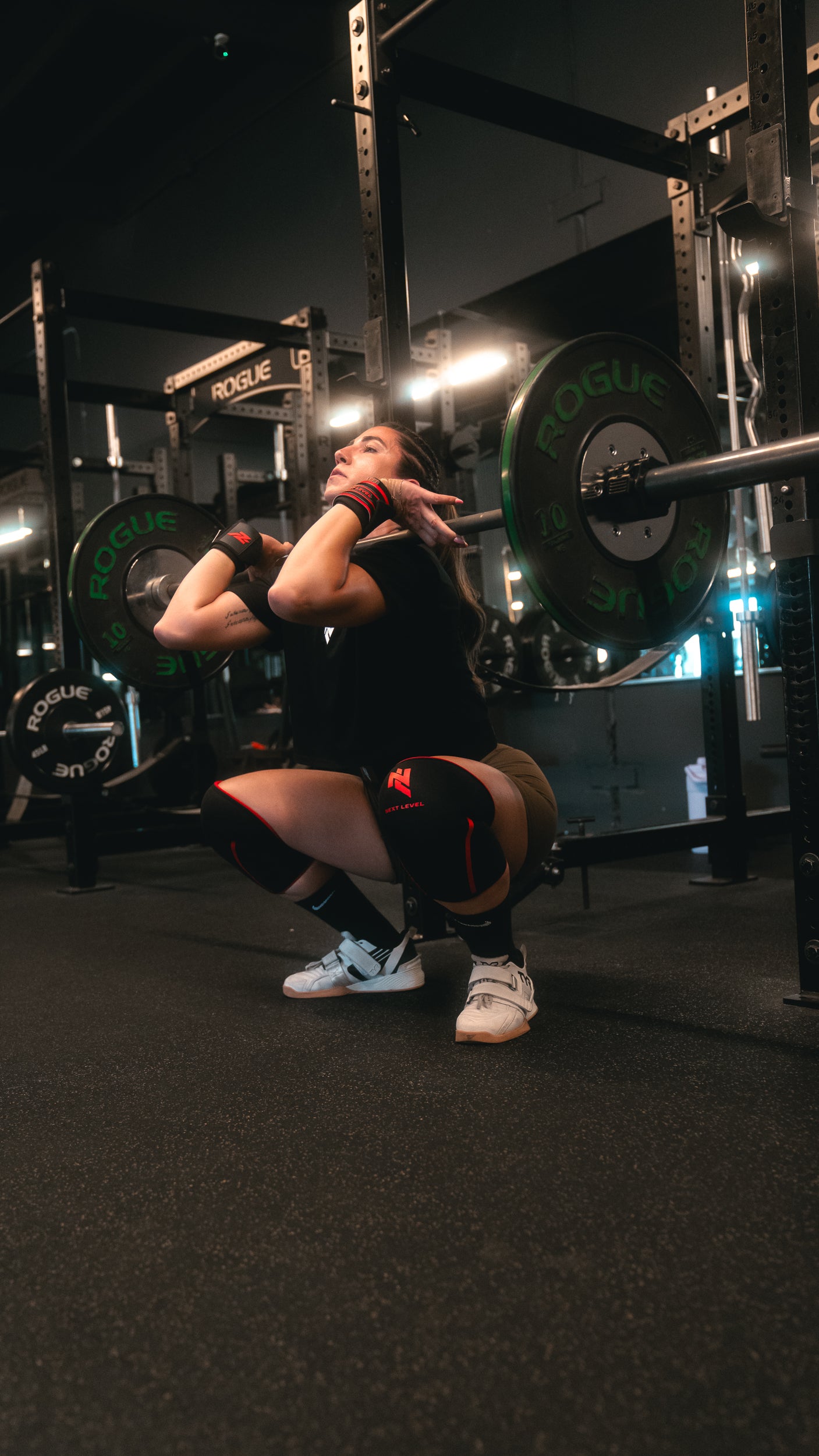 THE STANDARD KNEE SLEEVES