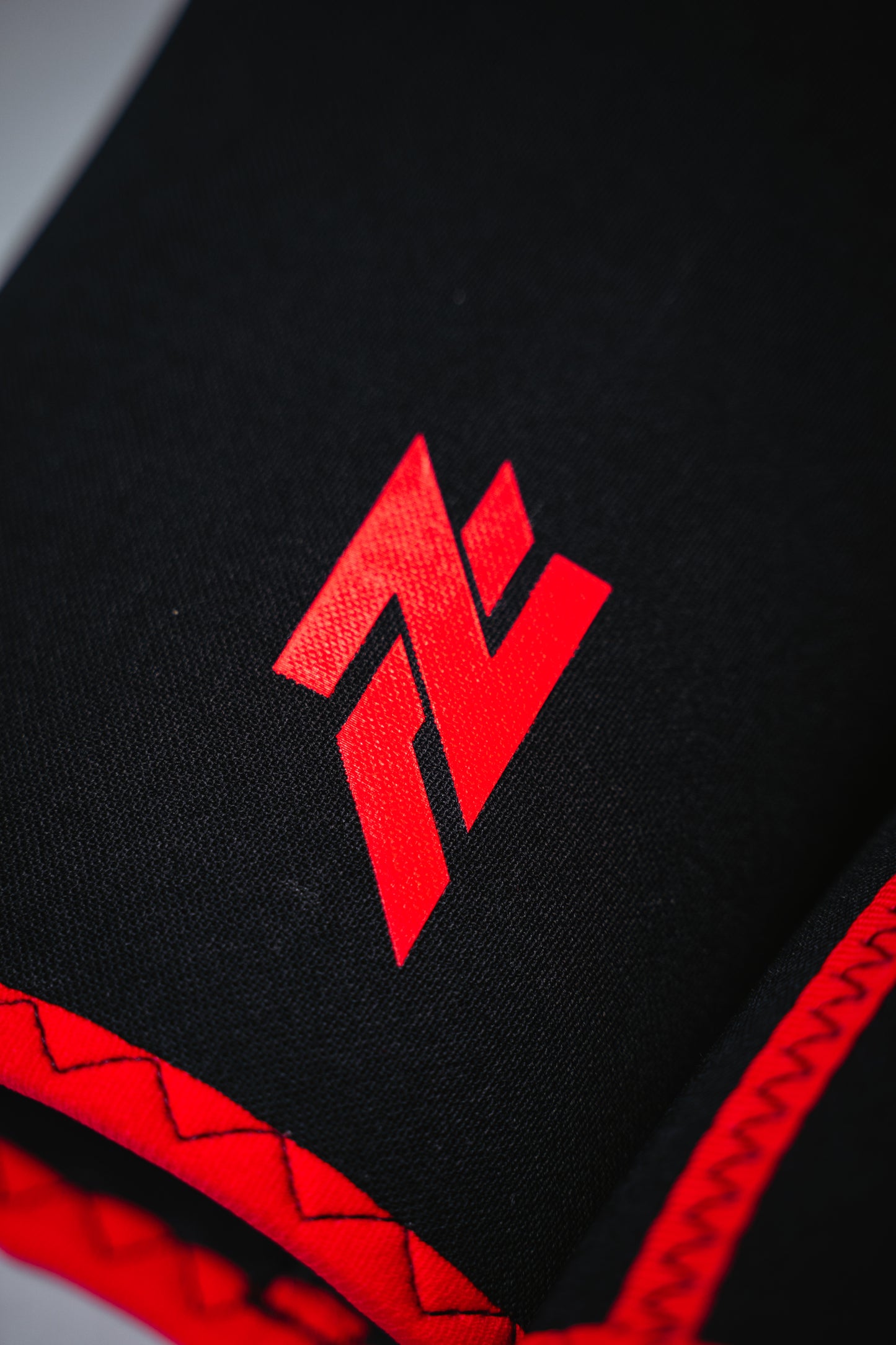 PRO CURVE STIFF KNEE SLEEVES