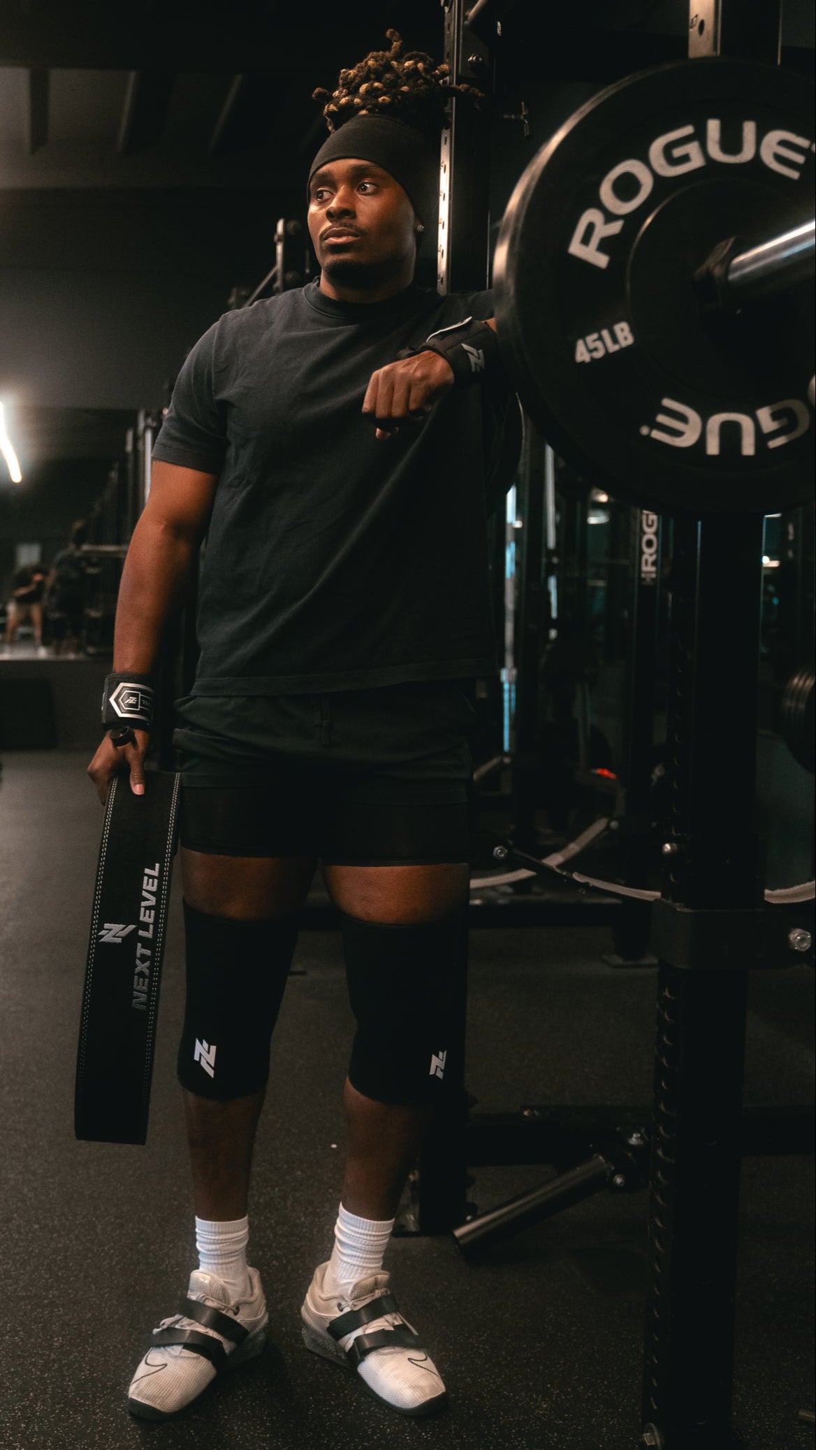 PRO STRAIGHT KNEE SLEEVES
