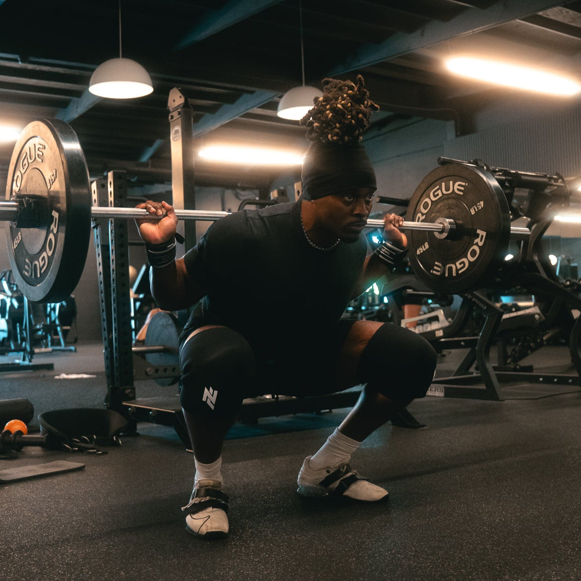 PRO STRAIGHT KNEE SLEEVES