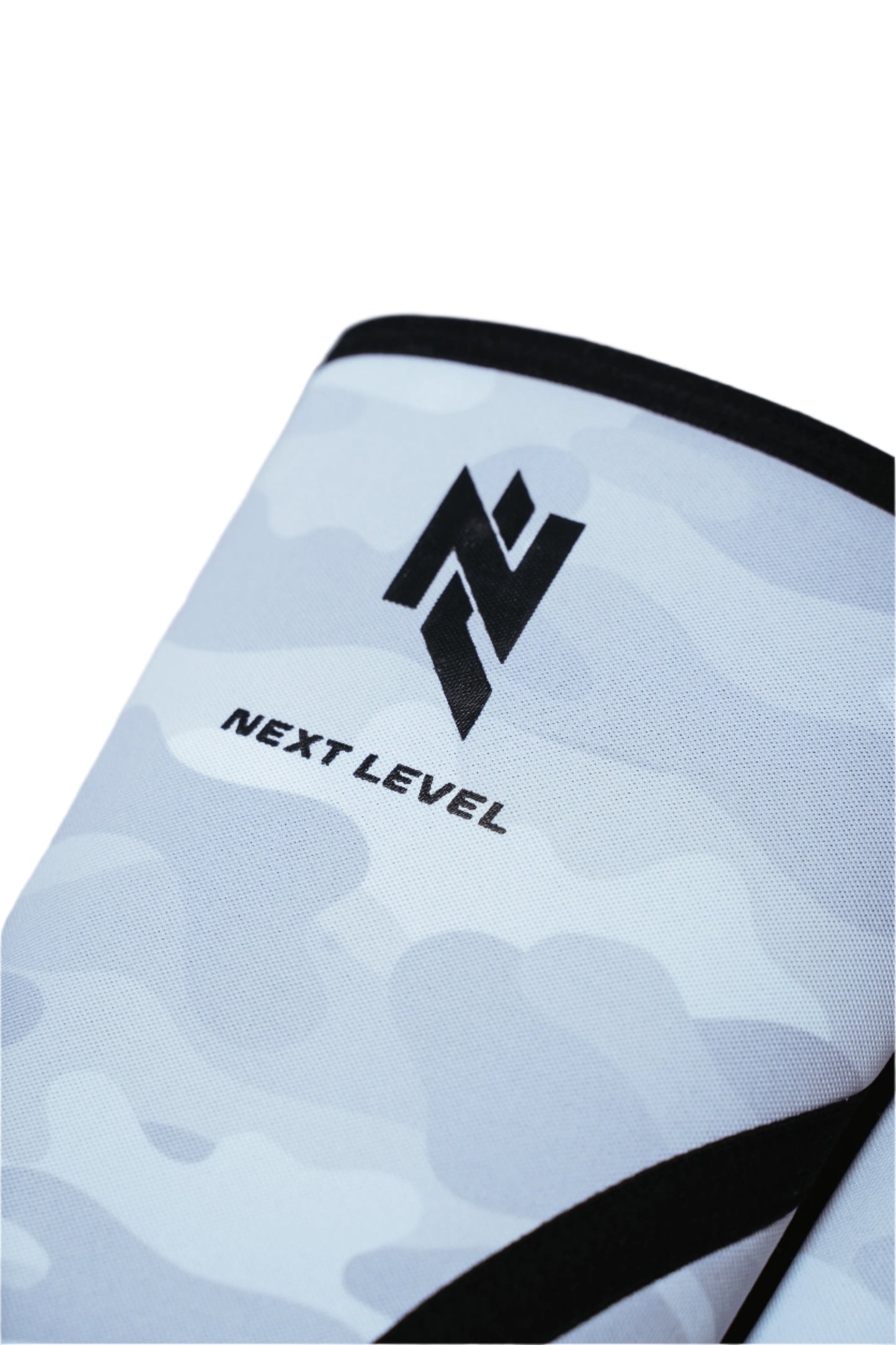 THE STANDARD KNEE SLEEVES