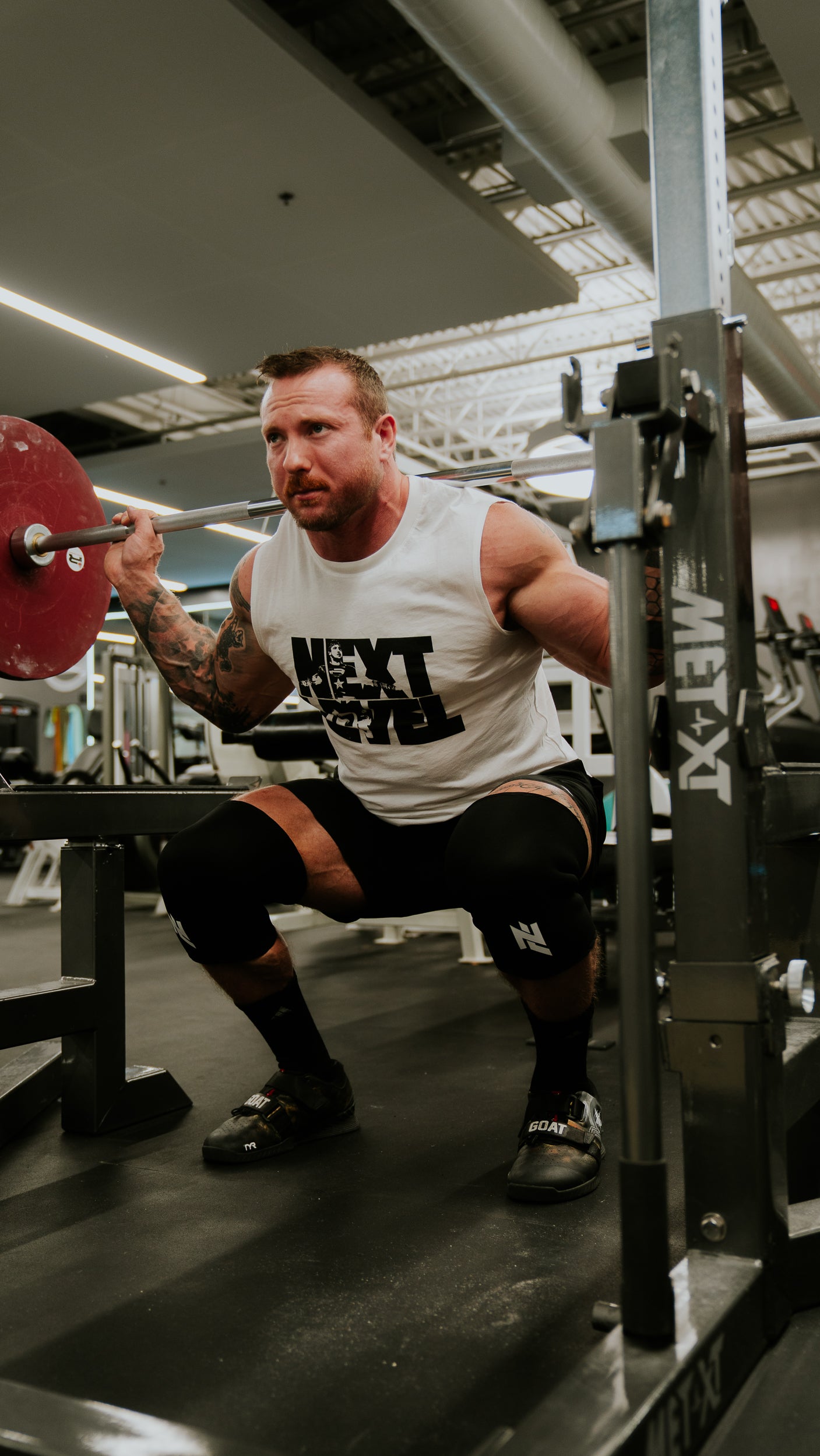 PRO STRAIGHT KNEE SLEEVES