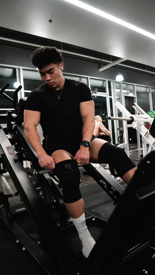 THE STANDARD KNEE SLEEVES